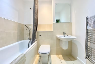 1 bed flat, Queens Road, Lace Market, Nottingham, NG23BU - Image 9